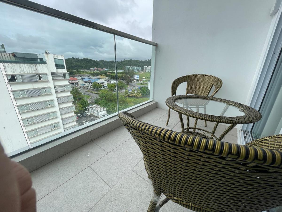Aru Suites Homestay Wifi,Carpark,24H Check In,Water Filter By R2 Residence 코타키나발루 외부 사진