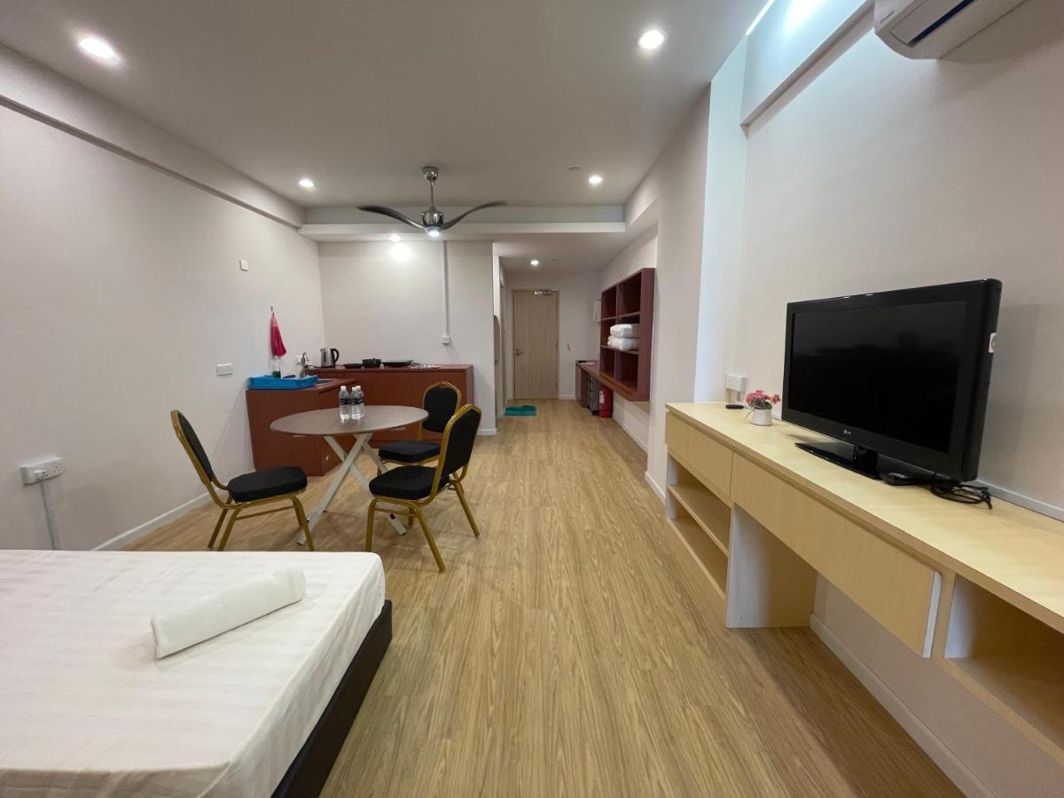 Aru Suites Homestay Wifi,Carpark,24H Check In,Water Filter By R2 Residence 코타키나발루 외부 사진
